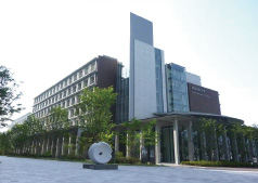 東京理科大学葛飾キャンパス（梁）
