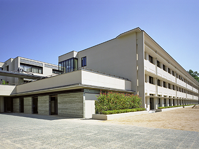 学校