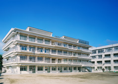 園田小学校（柱・梁）